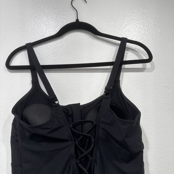 Torrid Zip Front Corset Shape One Piece Bathing Suit Women’s Size 2 Wireless - Picture 6 of 10